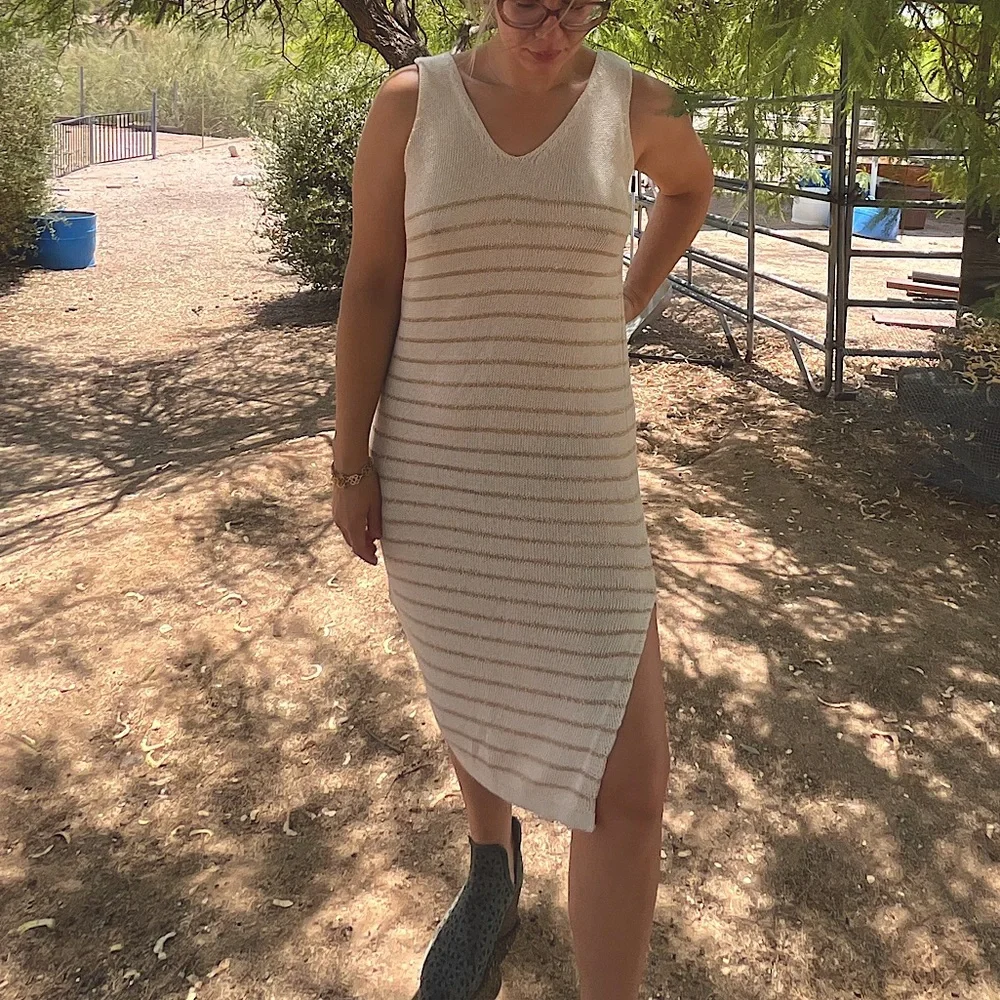 🇮🇹 Floris Italian Knitted Midi Dress - Picture 3 of 11